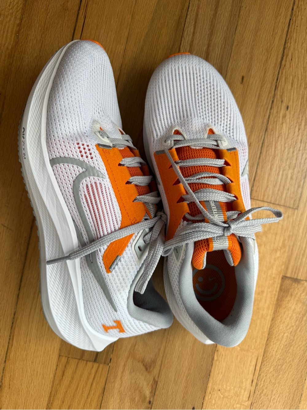 Nike Tennessee Vols White and Orange Men's Athletic Running Shoes